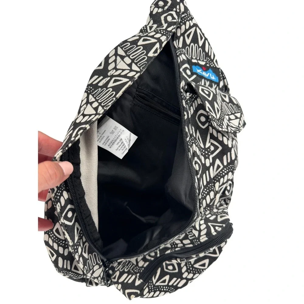 KAVU Rope Bag Black White Geometric Tribal Canvas Sling Crossbody Backpack - Picture 5 of 8